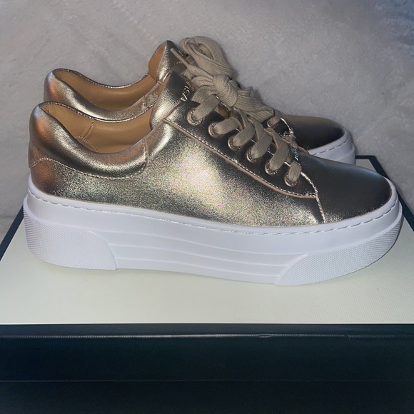 NWT J/SLIDES AMANDA Gold Leather - Picture 11 of 15